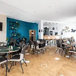 Samara With Relax Area Hotel