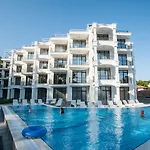 Samara With Relax Area