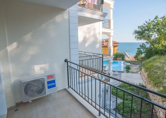 Samara With Relax Area